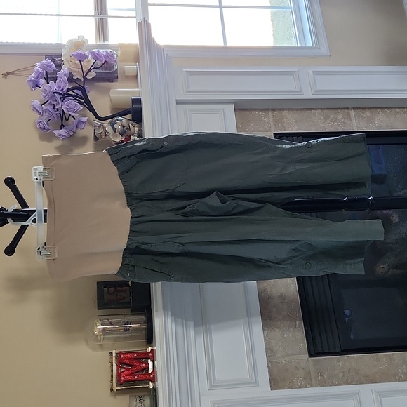 👶 Maternity Capris - Picture 1 of 4